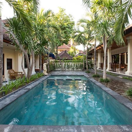 Sari Indah Cottages Kuta  Ngoại thất bức ảnh